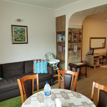 Guest Apartment Monarch Smolyan Ngoại thất bức ảnh